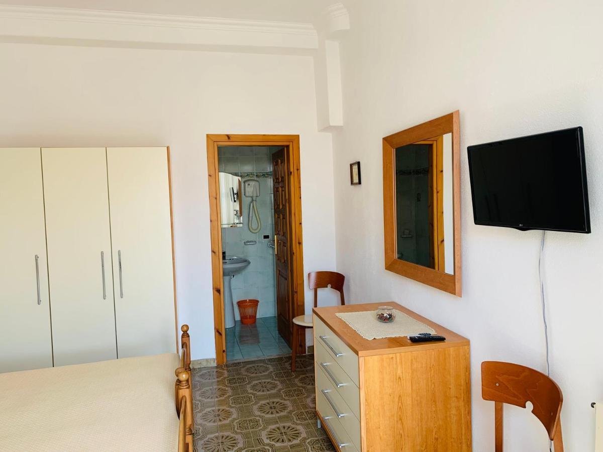 Chambre Double ou Lits Jumeaux avec Terrasse