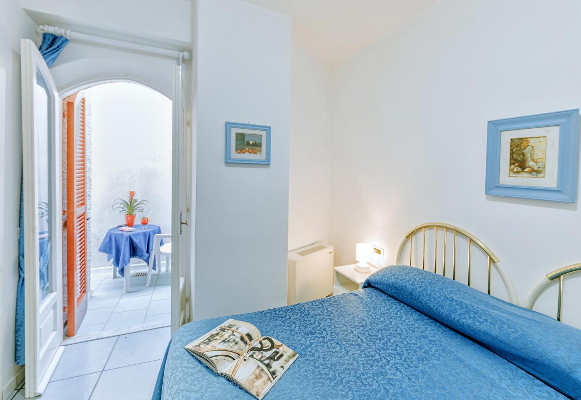 Camera Economy Matrimoniale/Doppia con Letti Singoli