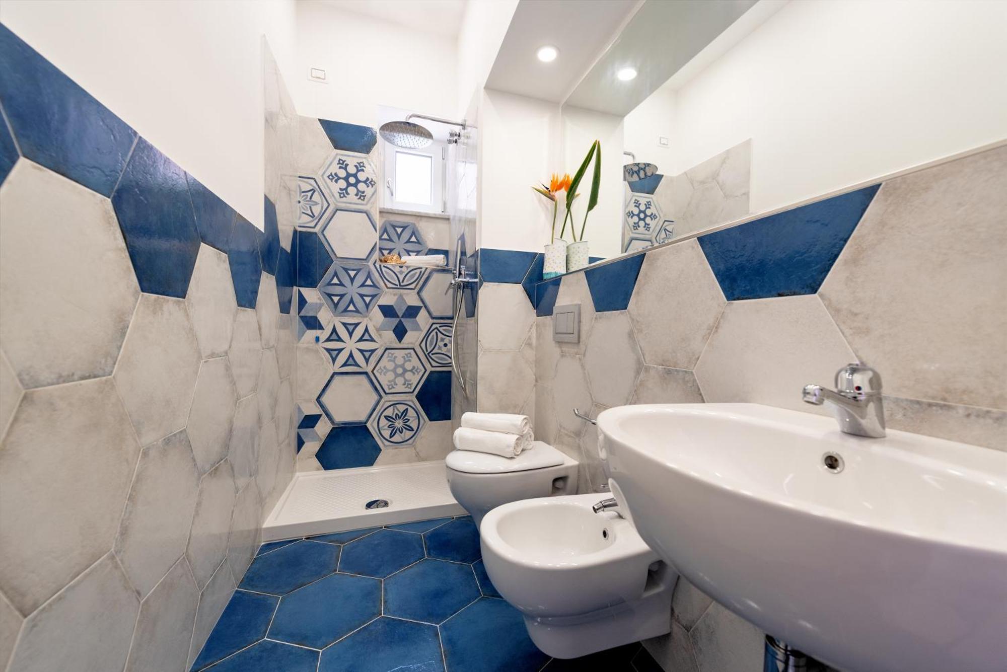 Superior Double or Twin Room with Sea View,1552171141:JPEG