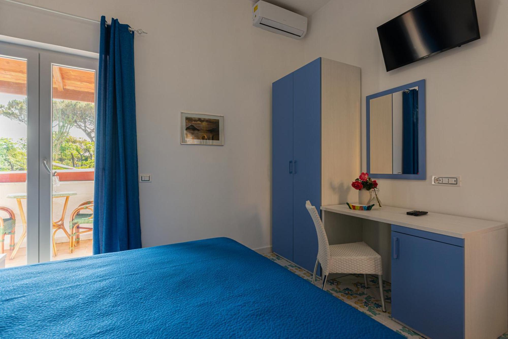Double or Twin Room Pool View