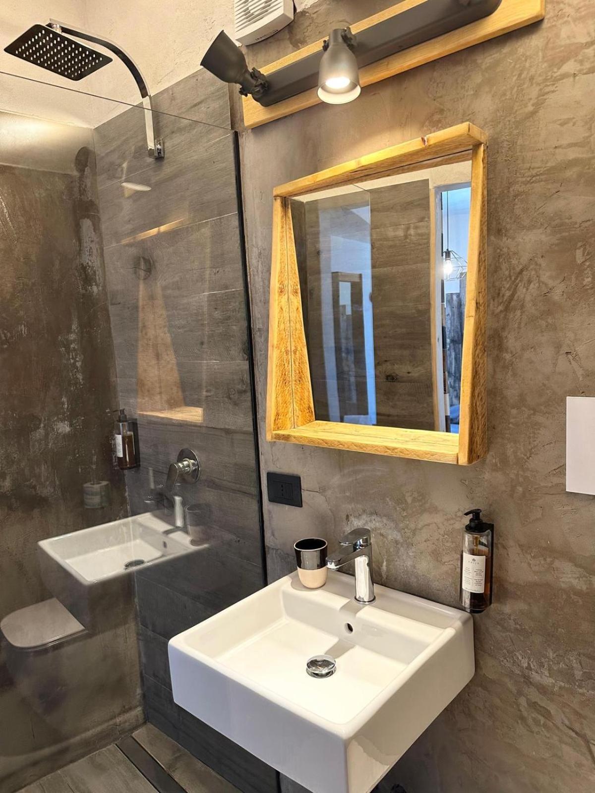 Double or Twin Room Sea View