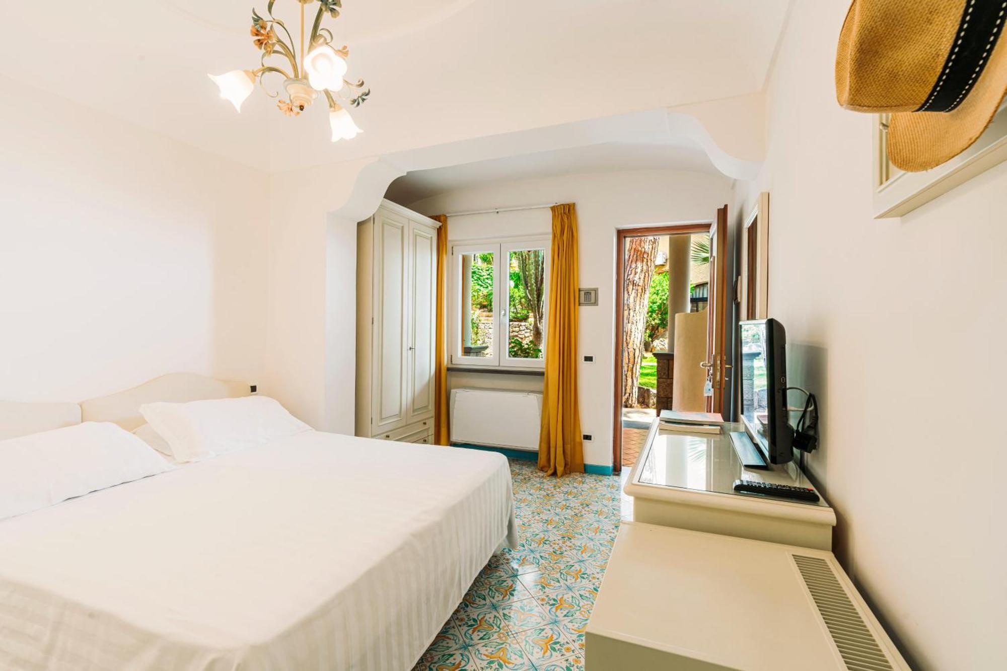 Doppelzimmer mit Patio