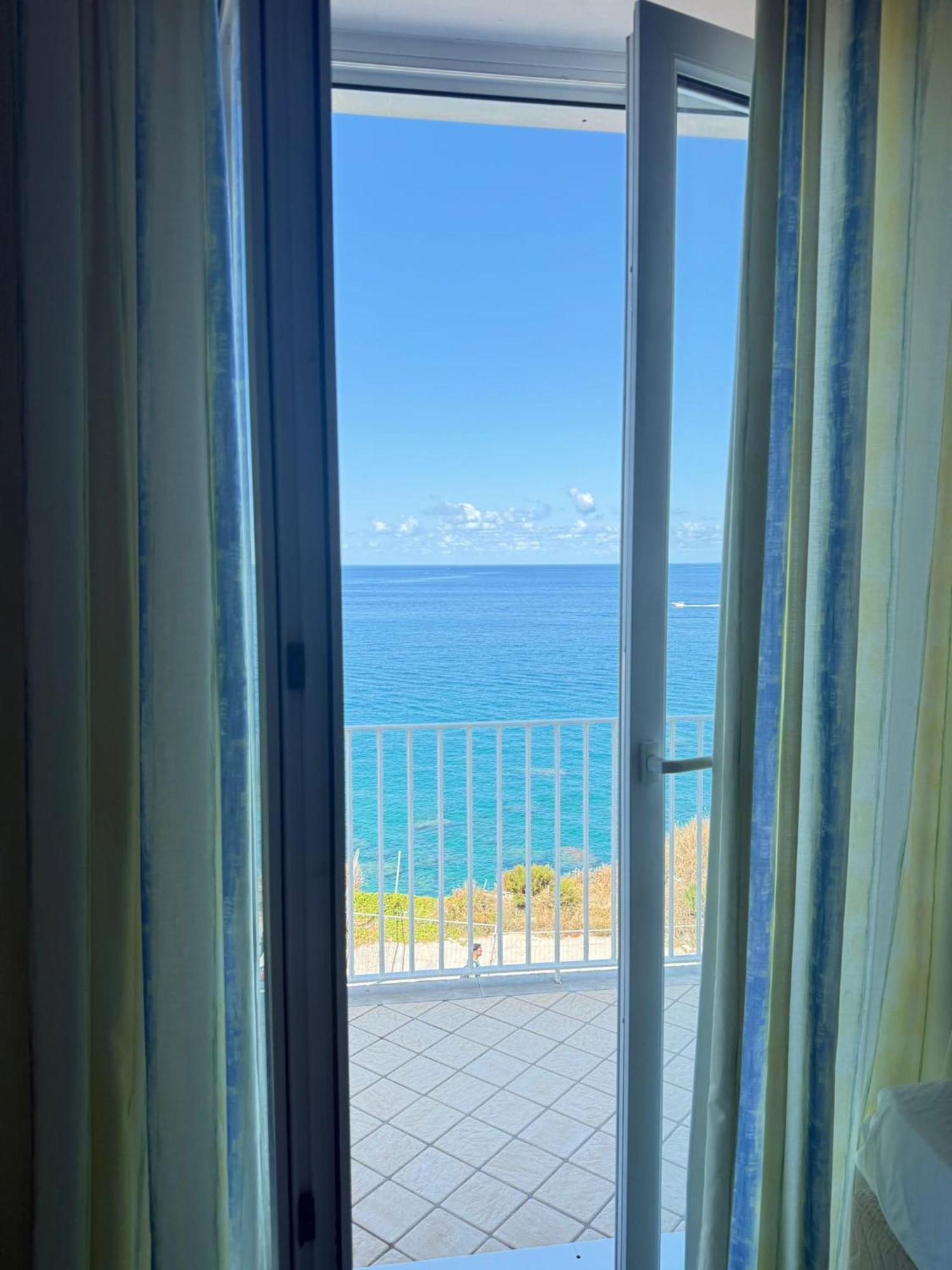Familienzimmer mit Meerblick