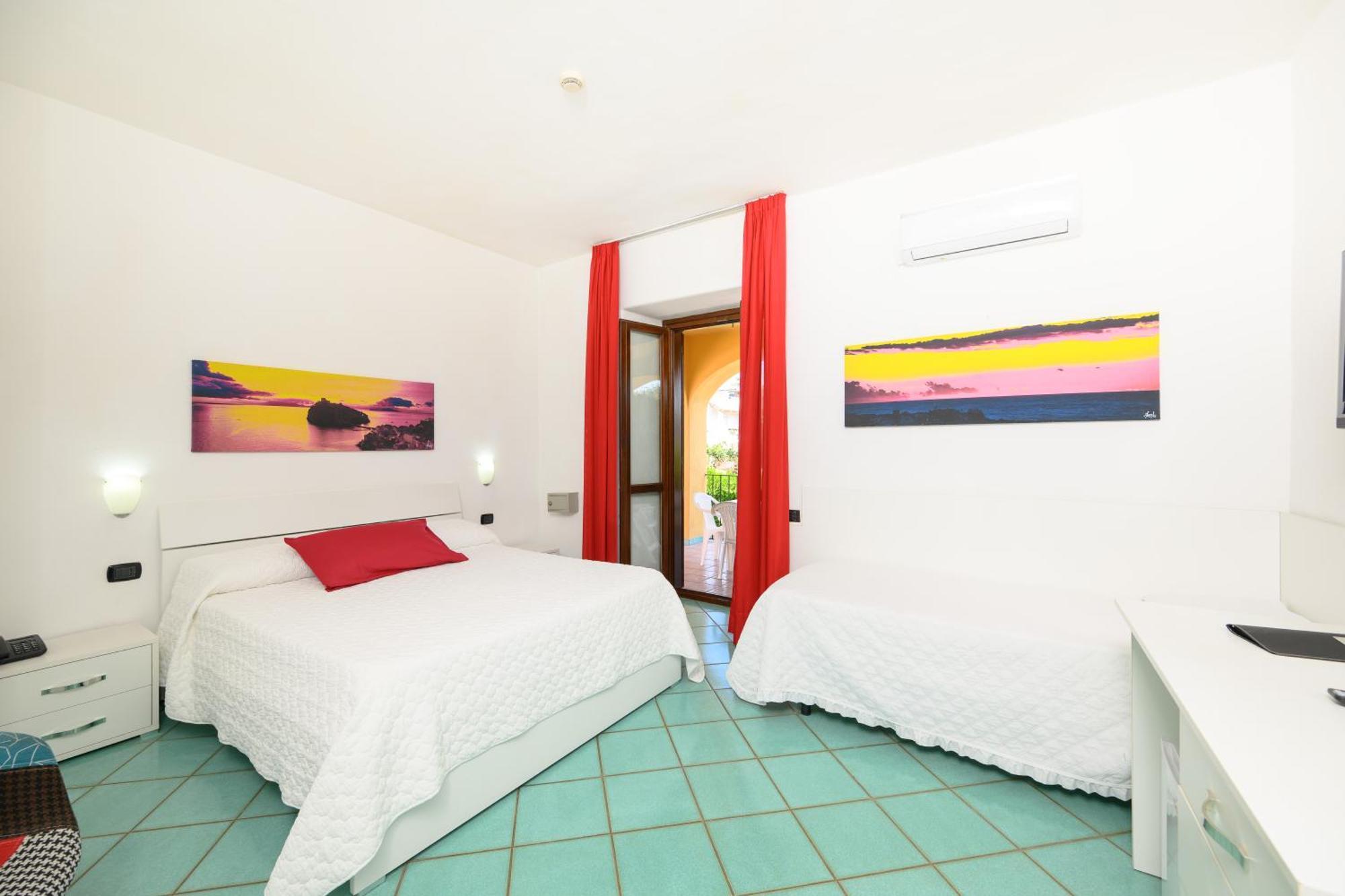 Triple Room