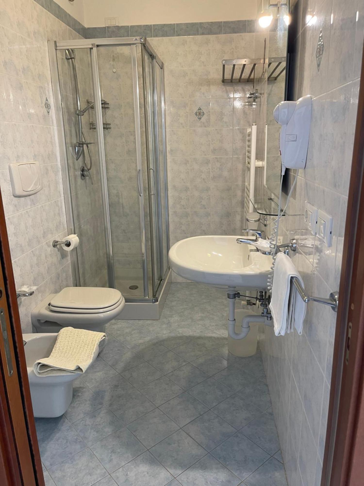 Double Room Private Bathroom