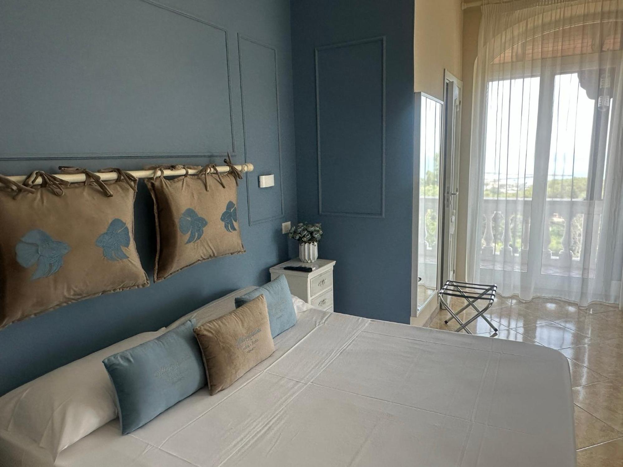 Deluxe Double Room Balcony Sea View