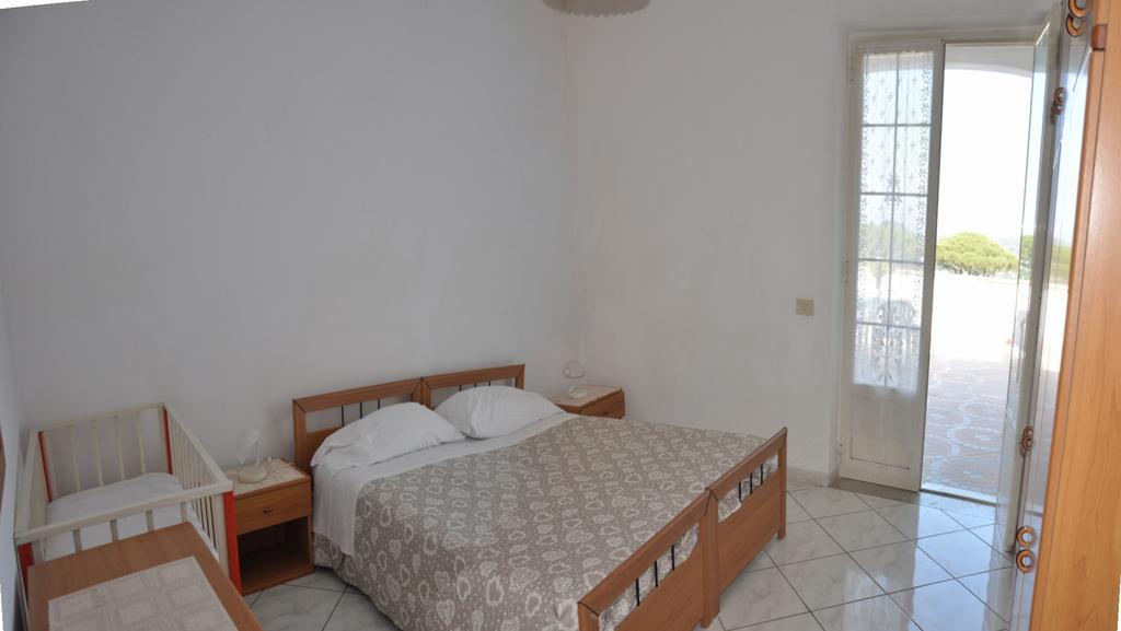 One-Bedroom Apartment Sea View