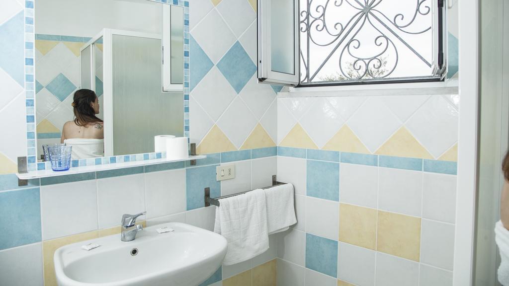 Standard Doppel-/Zweibettzimmer mit Balkon