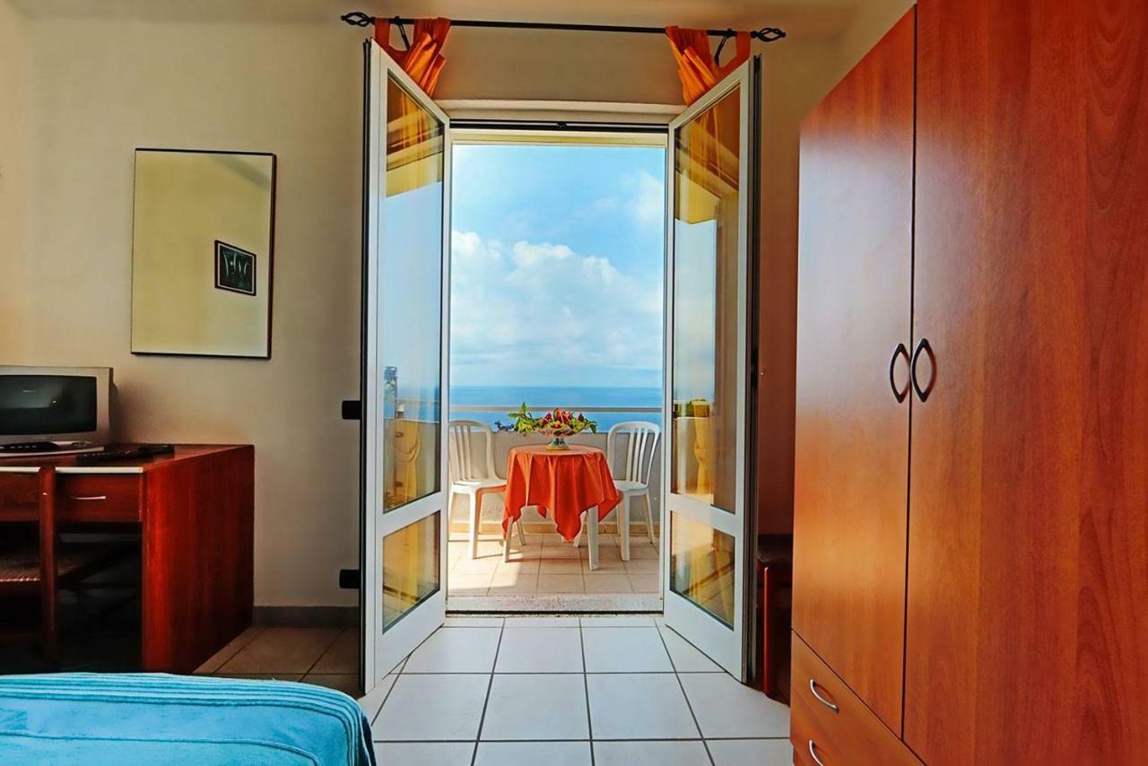 Standard Einzelzimmer mit Meerblick