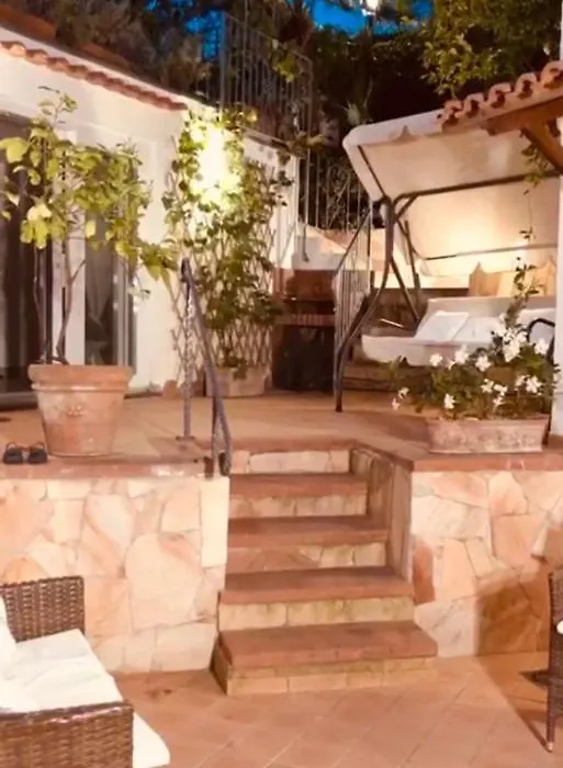 Maison Mele Ischia-1