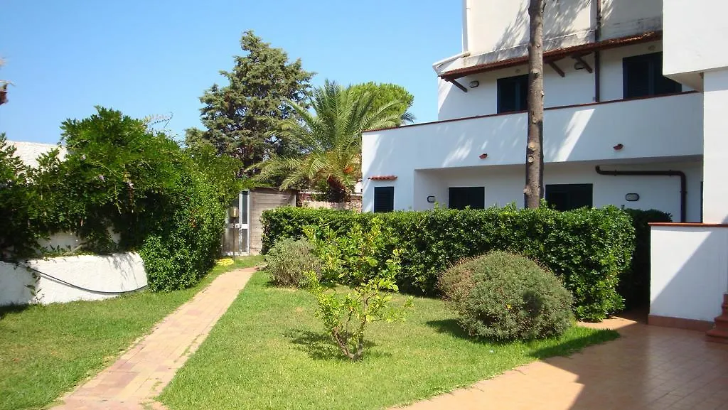Ischia Uno Residence-1