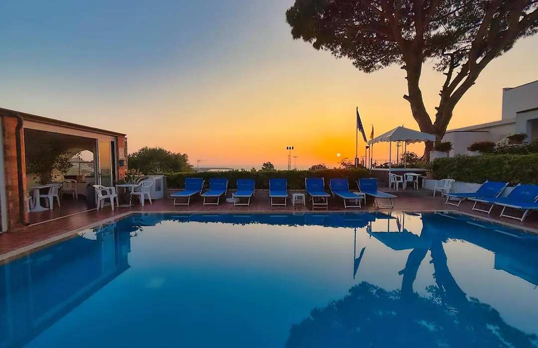 Hotel Villa Mena-1
