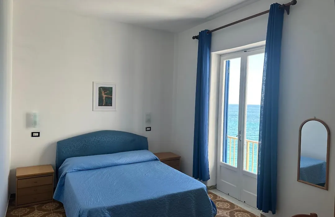 Hotel Regina Del Mare-1