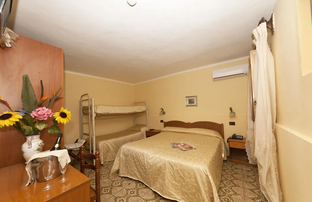 Hotel Villa Franca-1
