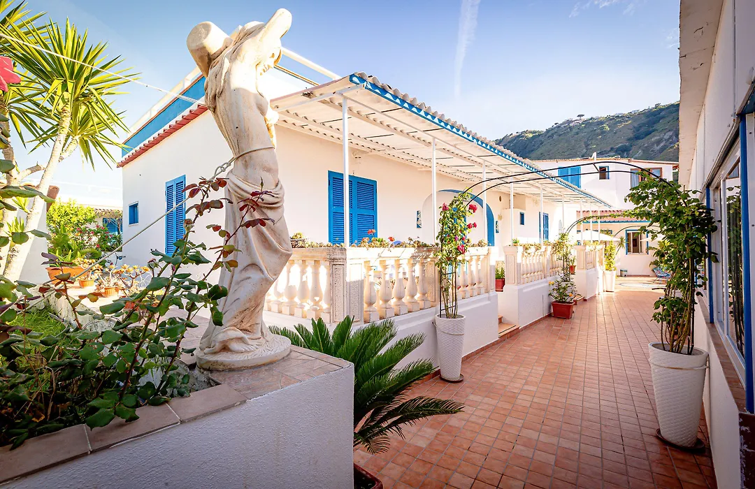 Hotel Casa Adolfo Ischia-1