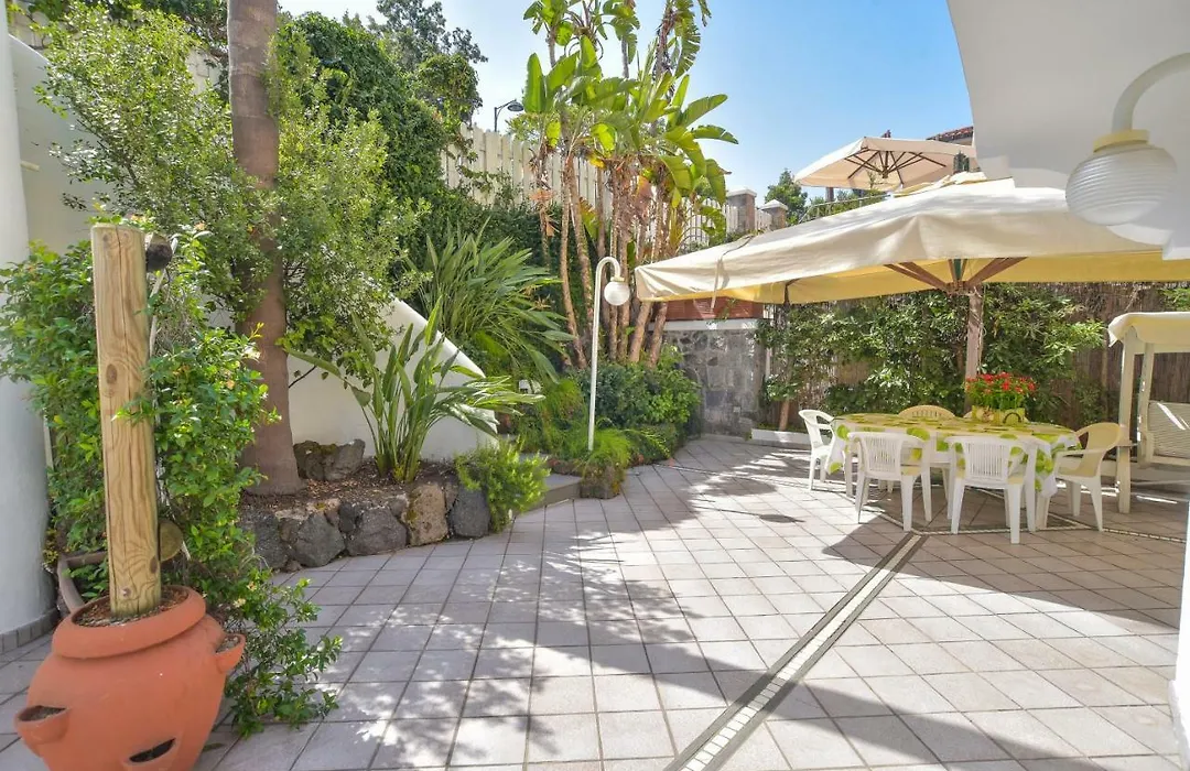 Cocos Ischia-1