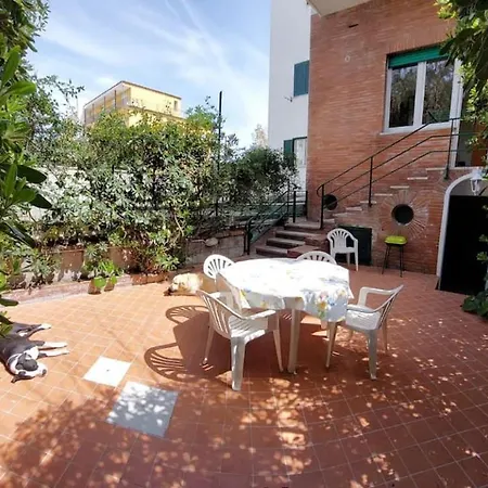 La Casa Del Sole Sul Mare Di Ischia-3