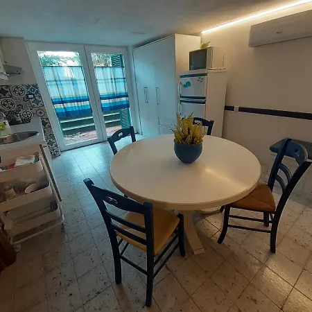 La Tavernetta Little Holiday House-3