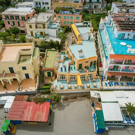 Hotel Rivamare-3