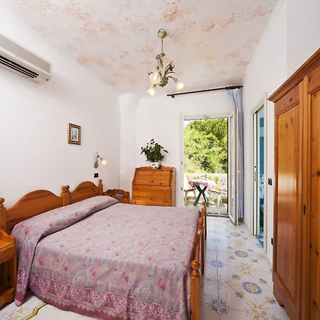 Hotel Giardino Delle Ninfe E La Fenice-2