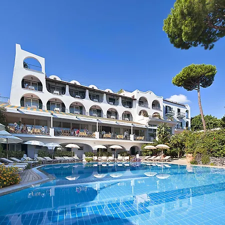 Excelsior Belvedere Hotel&Spa-2