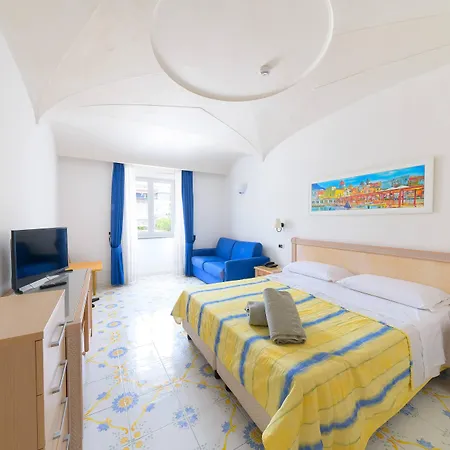 Oriente Suites & Spa-3