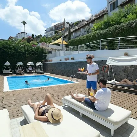Marina 10 Design Hotel & Spa-3