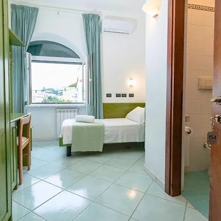 Hotel Pineta-3