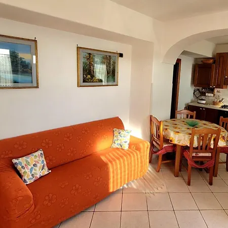 Cartaromana House-3