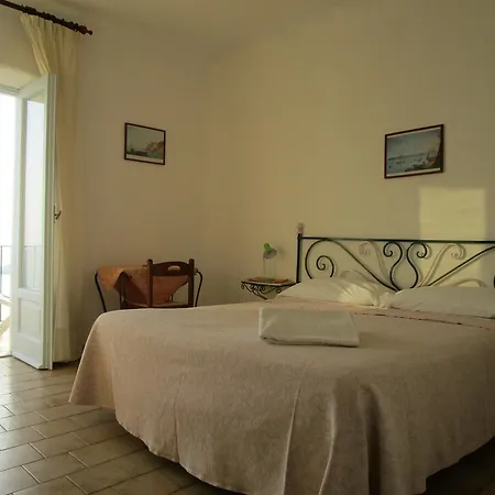 Hotel Villa Al Mare-2