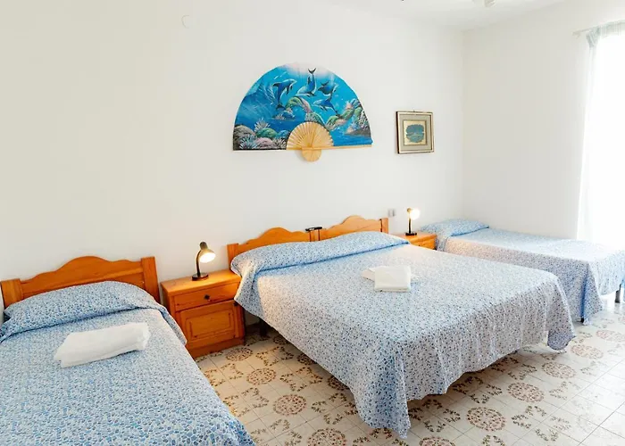 Hôtels à côté de Plage de Cava Grado