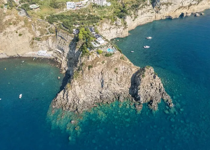 Ischia Island Pet Friendly Lodging and Hotels near Giardini Poseidon Terme