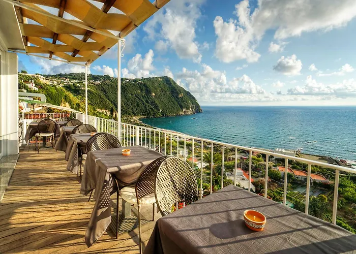 Room In Bb - Ischia, Forio With A Breathtaking View, Above The Poseidon Gardens