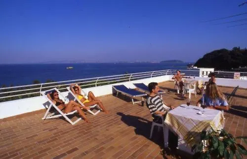 Hotel vicino a Museo Archeologico di Pithecusae