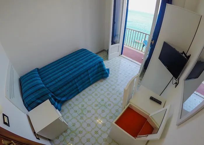 Hoteles Baratos en Isquia