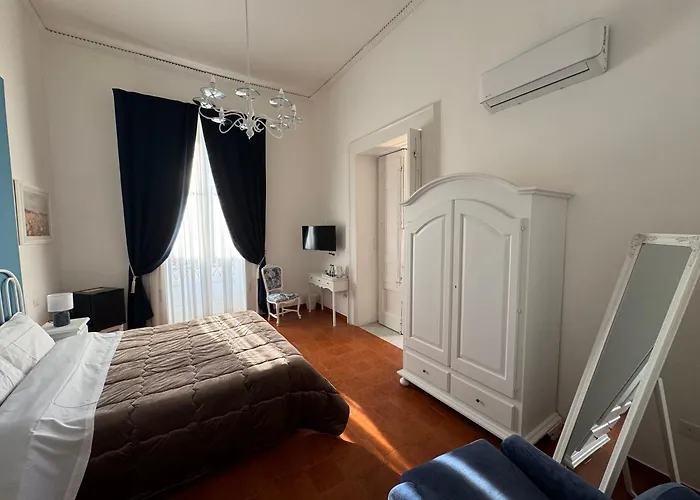 Pet friendly Palazzo Bonaventura 1906 Bed & Breakfast Forio 