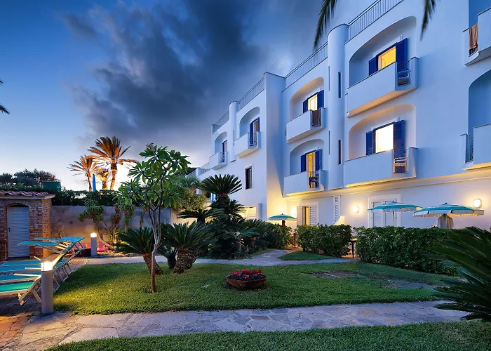 Hotel Parco Smeraldo Terme Barano dʼIschia - un hotel a 4 stelle 