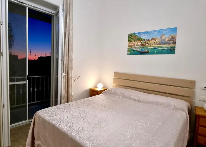 Bella D'Estate - 10 Minutes From The Beach Forio 