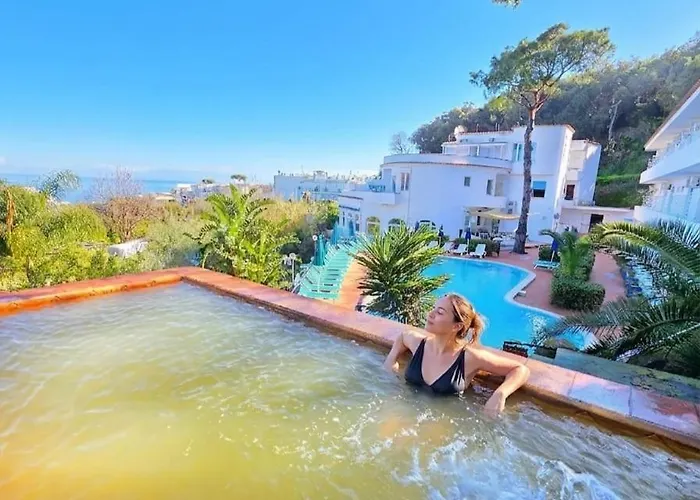 Bristol Hotel Lacco Ameno 