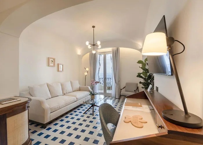 Lacco Ameno (Isola d'Ischia) Hotels