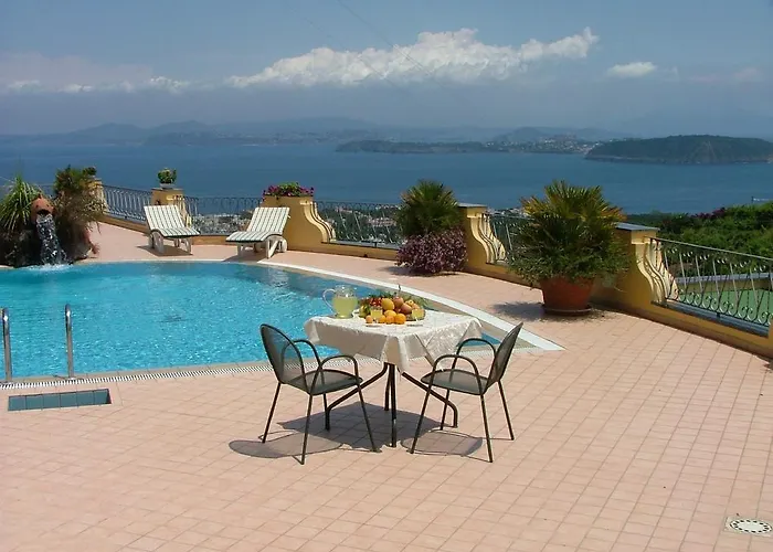 Ischia Island Self Catering Holidays near Castello Aragonese